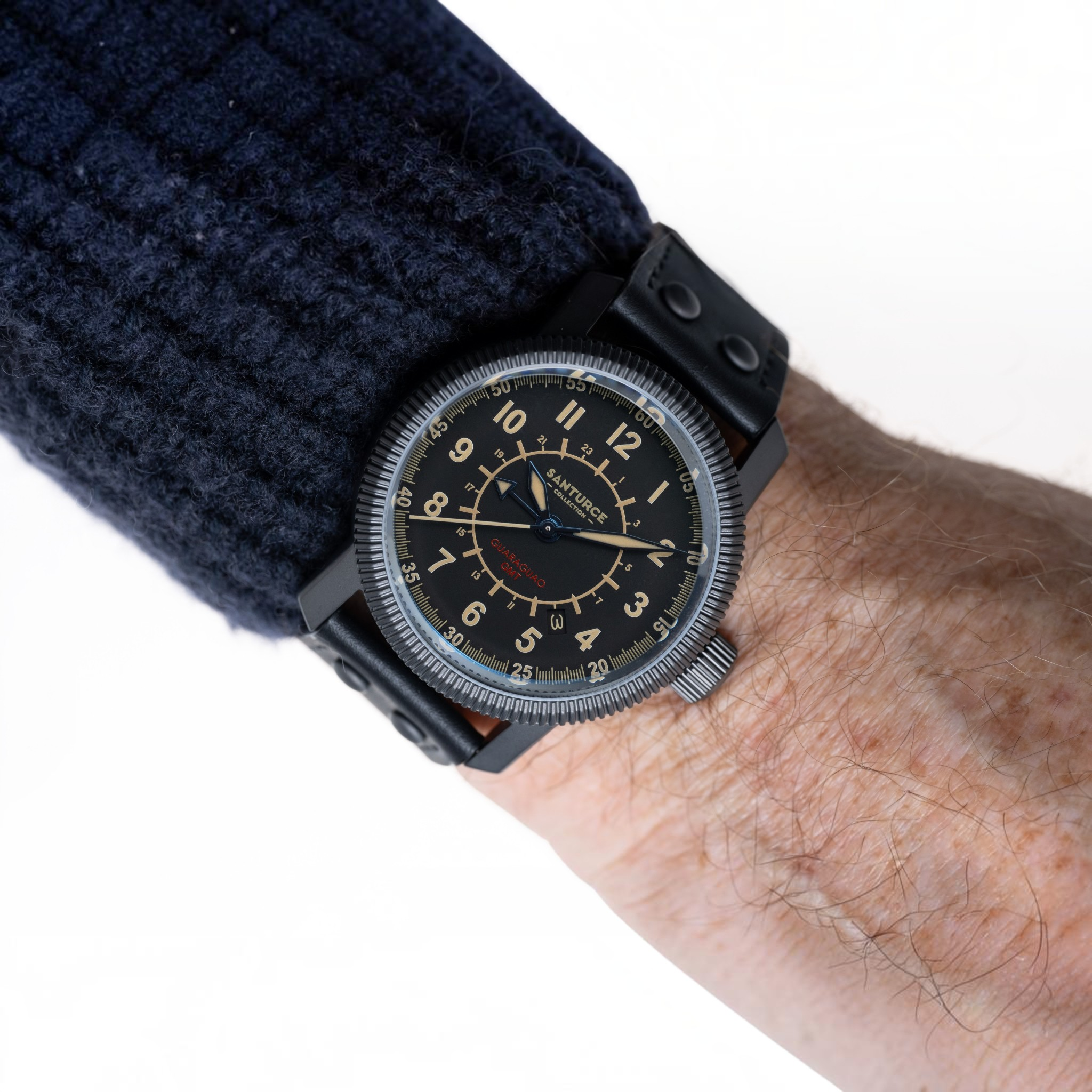 Guaraguao True GMT watch dial showing dual-time hand