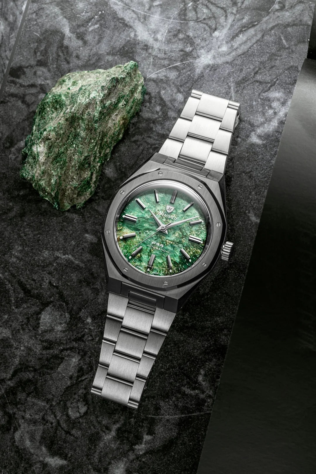 Nivada Grenchen F77 SST AVENTURINA VERDE MK2 - 38MM